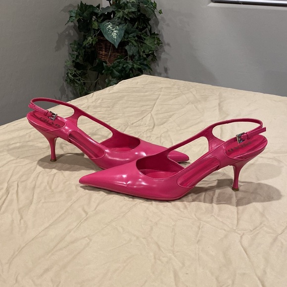 Prada Pink Heels - Picture 2 of 8